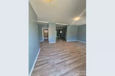 1745 Meadowbrook Terrace, Hendersonville, NC 28792 - Photo 6