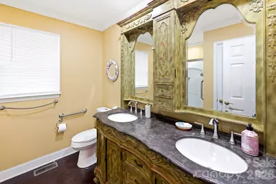 327 Sherry Street, Rutherfordton, NC 28139 - Photo 12