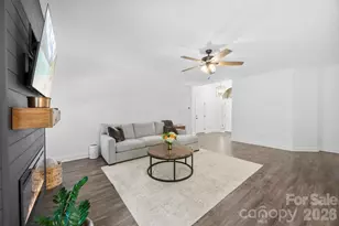 21012 Entrada Dr, Cornelius, NC 28031 - Photo 6