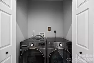 21012 Entrada Dr, Cornelius, NC 28031 - Photo 22