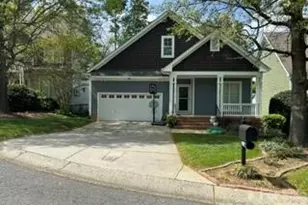 2615 Merion Hills Ct, Charlotte, NC 28269 - Photo 2