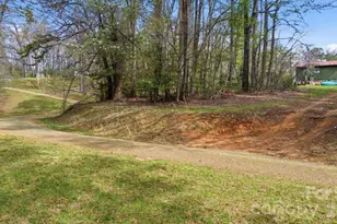 337 Town Mountain Rd, Hayesville, NC 28904 - Photo 32