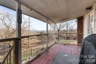 337 Town Mountain Rd, Hayesville, NC 28904 - Photo 22
