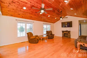 365 Wildlife Club Ln, Taylorsville, NC 28681 - Photo 10
