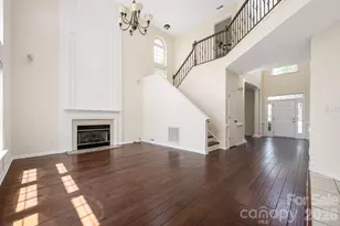 9512 Autumn Applause Dr, Charlotte, NC 28277 - Photo 10