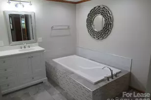 7800 Cherry Point Dr, Denver, NC 28037 - Photo 18