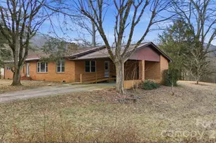 2977 Hwy 64 Hwy W, Hayesville, NC 28904 - Photo 20