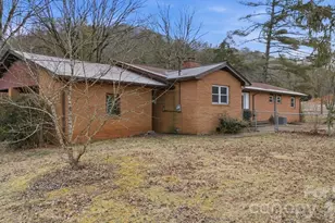2977 Hwy 64 Hwy W, Hayesville, NC 28904 - Photo 18