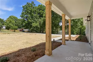 2507 Pacer Ln, Statesville, NC 28677 - Photo 4