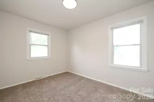 5001 Springview Rd, Charlotte, NC 28213 - Photo 14