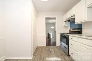 5001 Springview Rd, Charlotte, NC 28213 - Photo 10