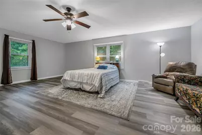 938 E 6th Avenue, Gastonia, NC 28054 - Photo 14