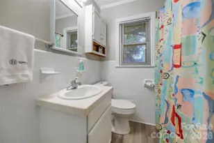 938 E 6th Ave, Gastonia, NC 28054 - Photo 20