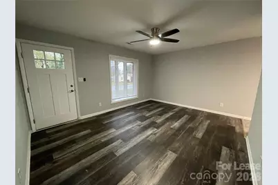 2815 Ravencroft Drive, Charlotte, NC 28208 - Photo 4