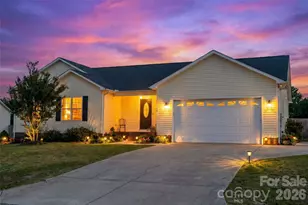 158 Autumn Woods Dr, Kings Mountain, NC 28086 - Photo 1