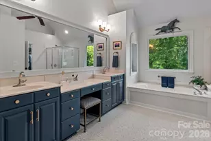 20101 Coachmans Wood Ln, Cornelius, NC 28031 - Photo 24