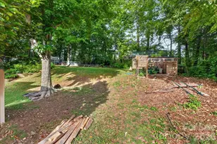 1303 Wildwood Dr, Kannapolis, NC 28081 - Photo 22