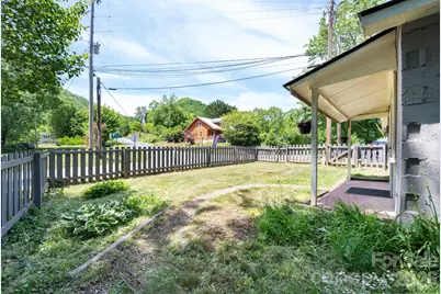 2802 Beaverdam Road, Canton, NC 28716 - Photo 2