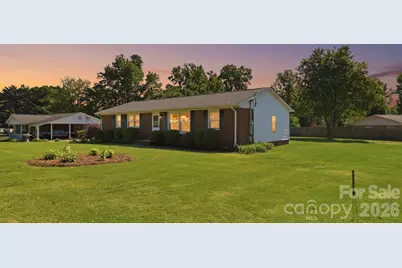 1102 N 12th Street, Bessemer City, NC 28016 - Photo 2
