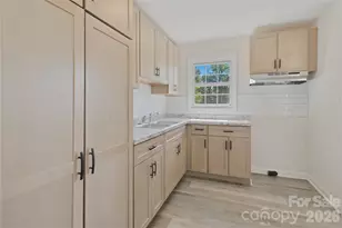 1102 N 12th St, Bessemer City, NC 28016 - Photo 10