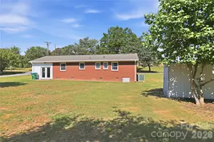 1102 N 12th St, Bessemer City, NC 28016 - Photo 28
