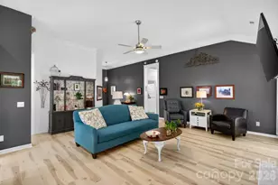 11219 Isthmus Ct, Charlotte, NC 28215 - Photo 10