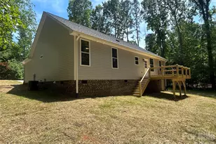 530 Oakwood Cir, Lexington, NC 27295 - Photo 10