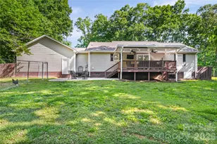 39328 Holly Ridge Rd, New London, NC 28127 - Photo 32