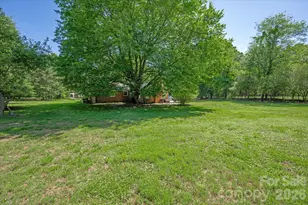 2645 Walker Rd, Matthews, NC 28105 - Photo 40