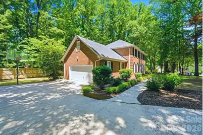 6217 Eagle Claw Court, Mint Hill, NC 28227 - Photo 2