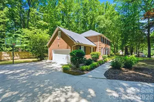 6217 Eagle Claw Ct, Mint Hill, NC 28227 - Photo 2