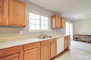 5414 Peachwood Dr, Charlotte, NC 28216 - Photo 22