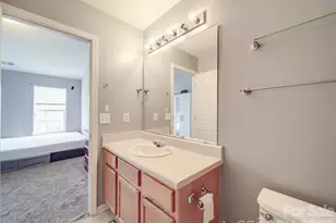 5414 Peachwood Dr, Charlotte, NC 28216 - Photo 34