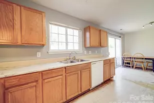 5414 Peachwood Dr, Charlotte, NC 28216 - Photo 20