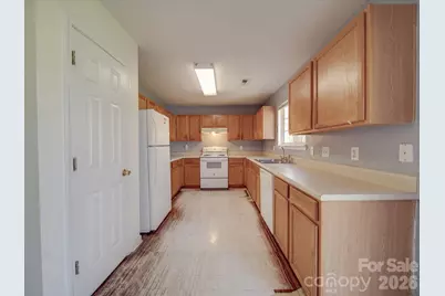 5414 Peachwood Drive, Charlotte, NC 28216 - Photo 16