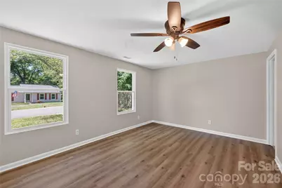 5911 Morninglow Court, Charlotte, NC 28212 - Photo 12