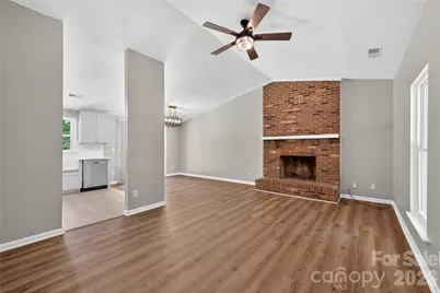 5911 Morninglow Court, Charlotte, NC 28212 - Photo 2