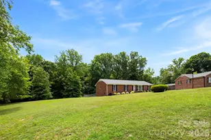 22 Forest Hill Rd, Belmont, NC 28012 - Photo 6
