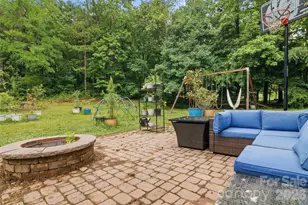 1514 Hawthorne Dr, Indian Trail, NC 28079 - Photo 8
