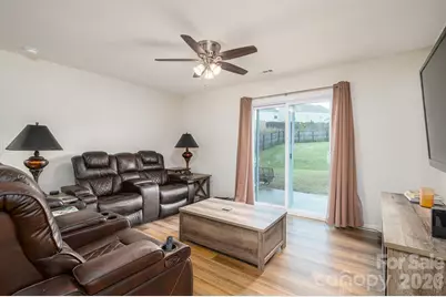 2818 Easton Knoll Drive, Dallas, NC 28034 - Photo 12