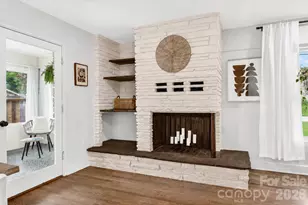 140 Dunbar St, Bryson City, NC 28713 - Photo 2