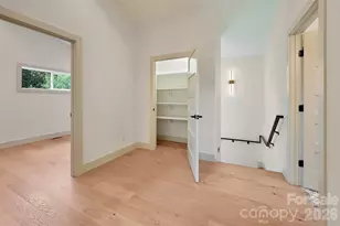 30 Sand Hill Rd, Asheville, NC 28806 - Photo 36