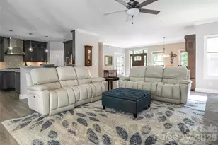 46 Nuthatch Ct, Fairview, NC 28730 - Photo 4