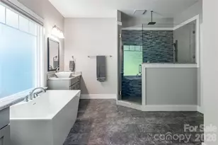 46 Nuthatch Ct, Fairview, NC 28730 - Photo 16