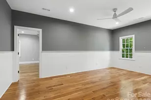 5500 Hardison Rd, Charlotte, NC 28226 - Photo 24