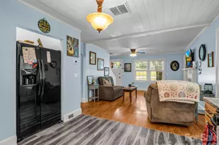173 Maple St, Rutherfordton, NC 28139 - Photo 8