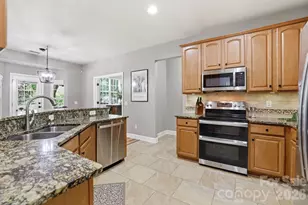 9118 Spratt Ln, Waxhaw, NC 28173 - Photo 8