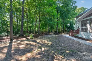 203 Elven Ct, Waxhaw, NC 28173 - Photo 2