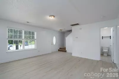 511 Lightspun Lane, Charlotte, NC 28216 - Photo 6