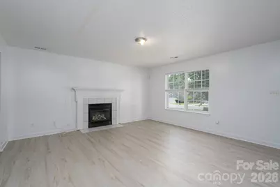 511 Lightspun Lane, Charlotte, NC 28216 - Photo 10